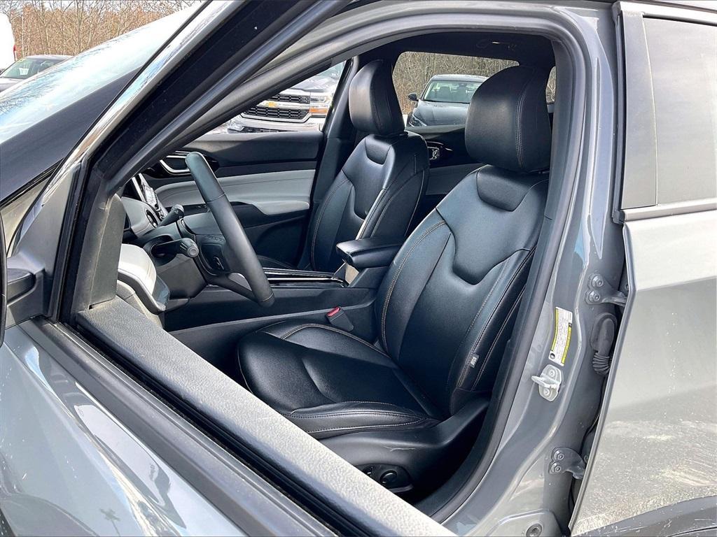 used 2024 Jeep Compass car, priced at $22,223