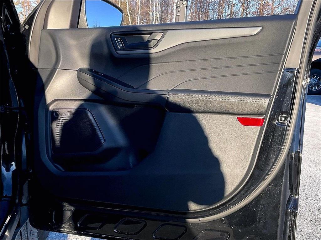 used 2024 Ford Escape car, priced at $22,987