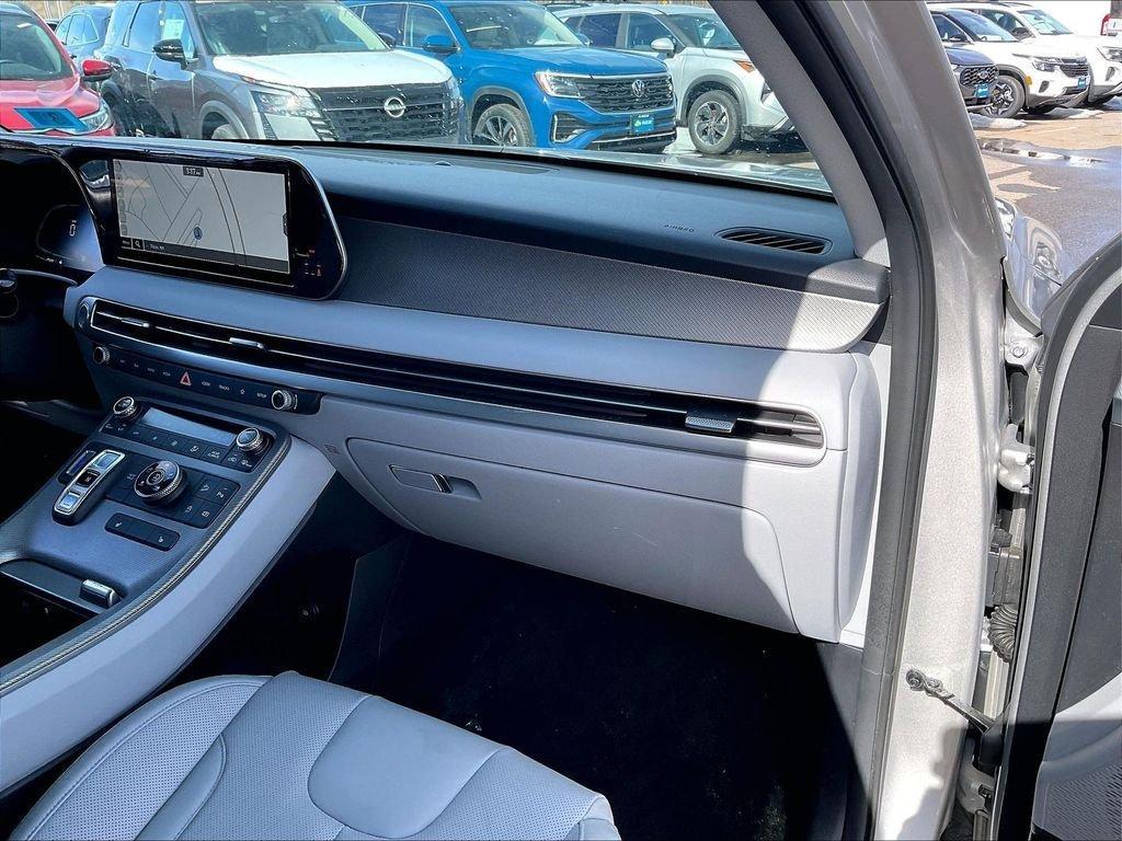 used 2025 Hyundai Palisade car, priced at $34,807