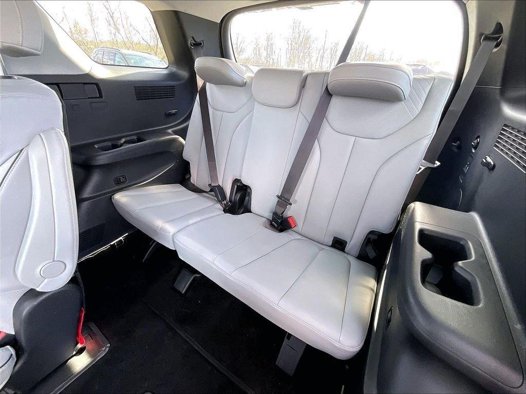 used 2025 Hyundai Palisade car, priced at $34,807