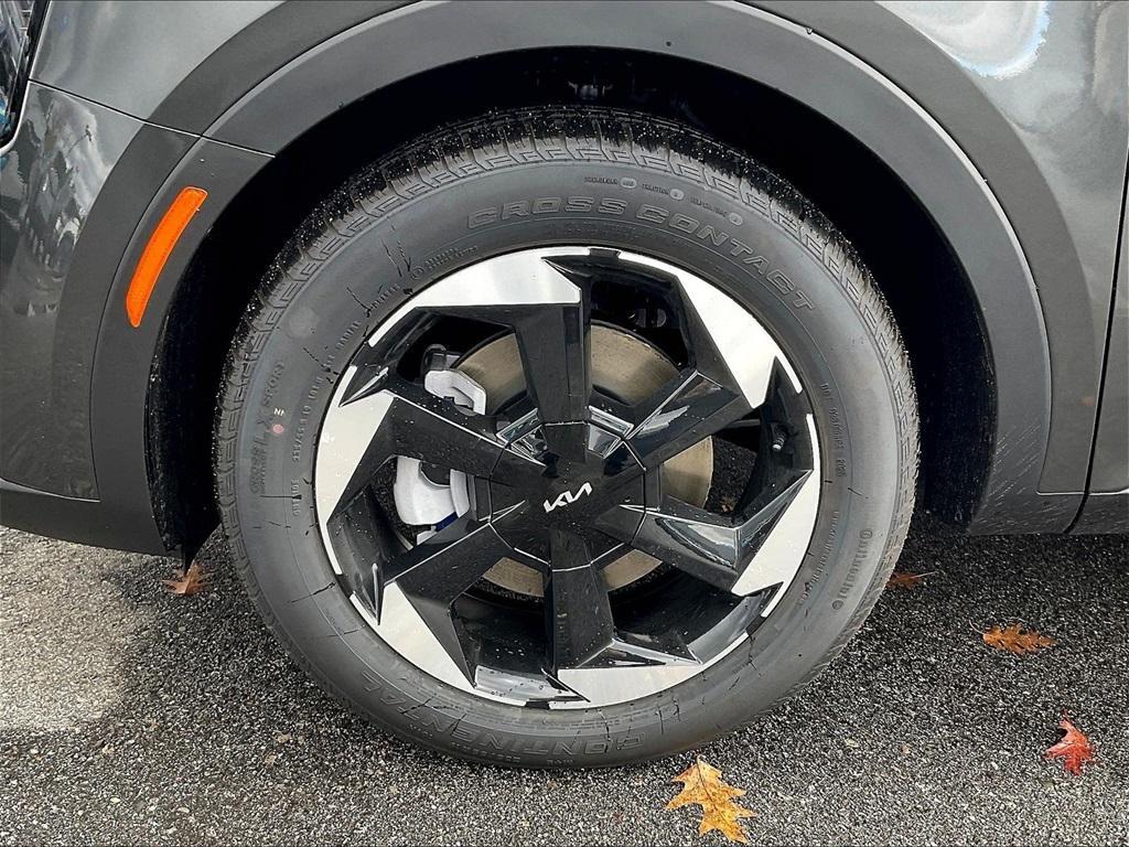 new 2026 Kia Sorento Hybrid car, priced at $40,285