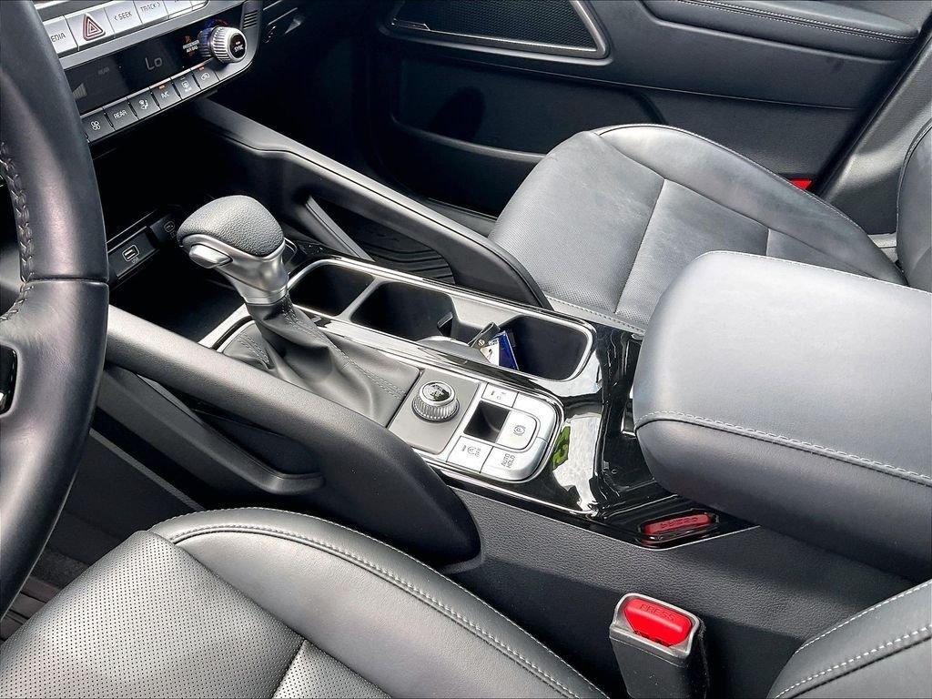 used 2025 Kia Telluride car, priced at $33,122