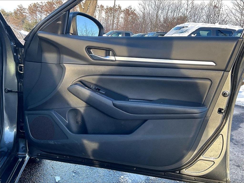 used 2023 Nissan Altima car, priced at $16,677
