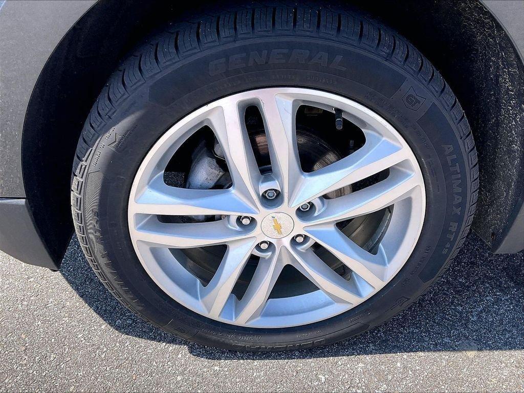 used 2021 Chevrolet Equinox car, priced at $16,587