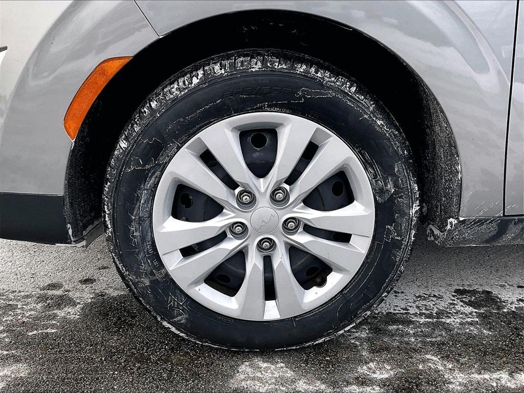 used 2023 Kia Soul car, priced at $15,477