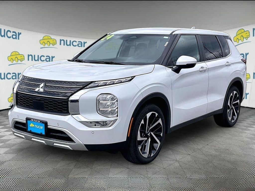 used 2024 Mitsubishi Outlander car, priced at $23,128