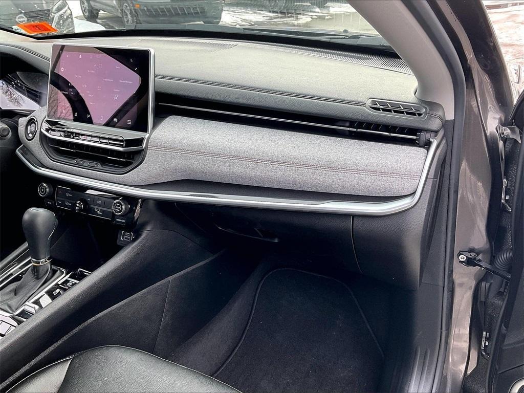 used 2022 Jeep Compass car, priced at $21,323