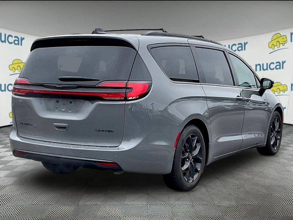 used 2025 Chrysler Pacifica car, priced at $34,956