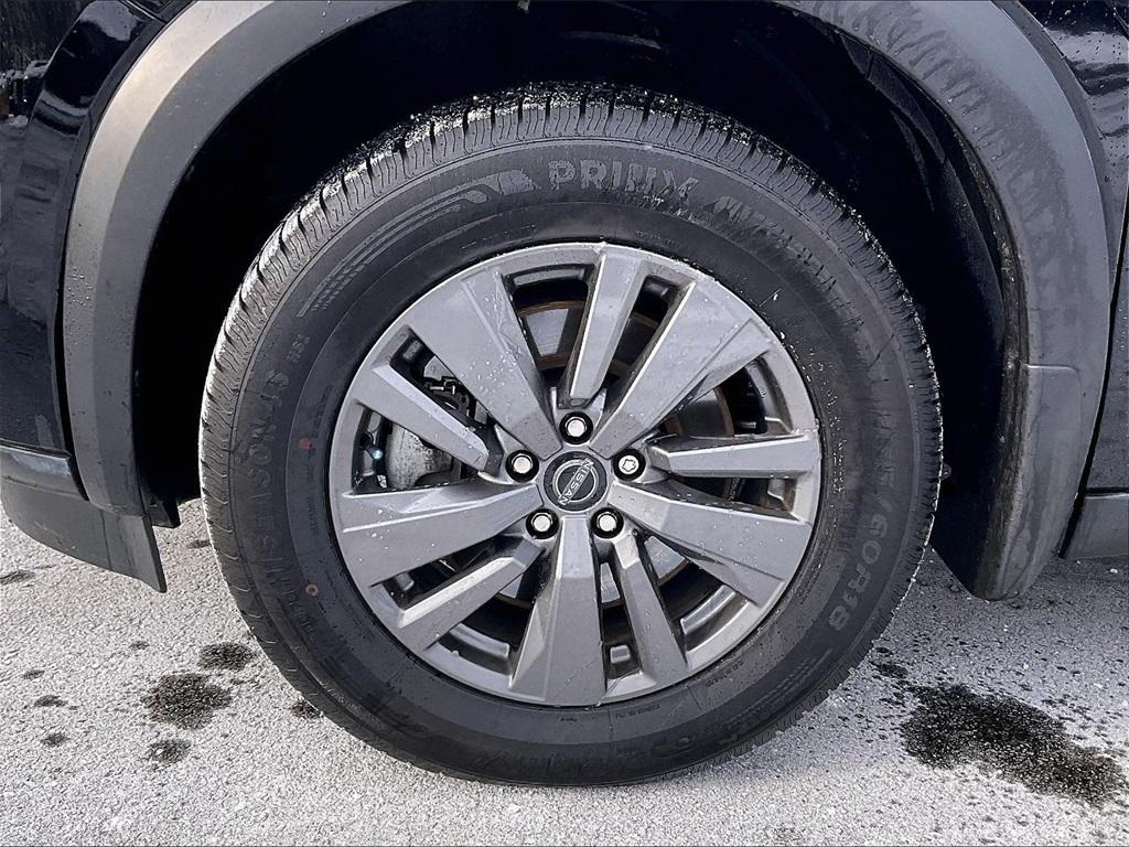 used 2024 Nissan Pathfinder car, priced at $27,527