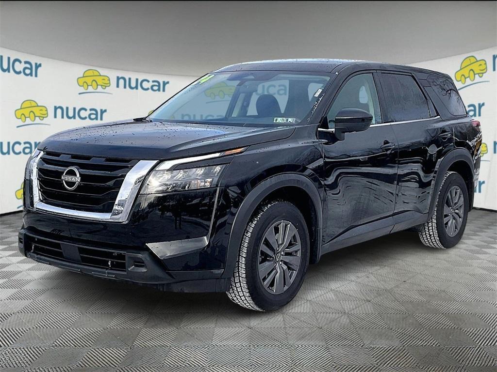 used 2024 Nissan Pathfinder car, priced at $27,527