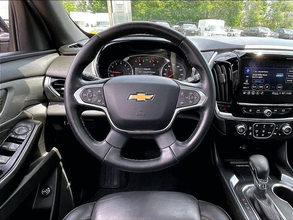 used 2023 Chevrolet Traverse car