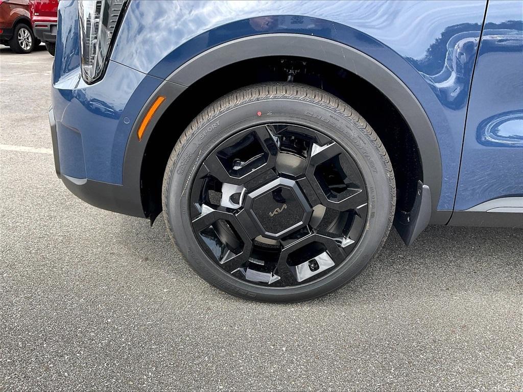 new 2025 Kia Sorento car, priced at $39,197