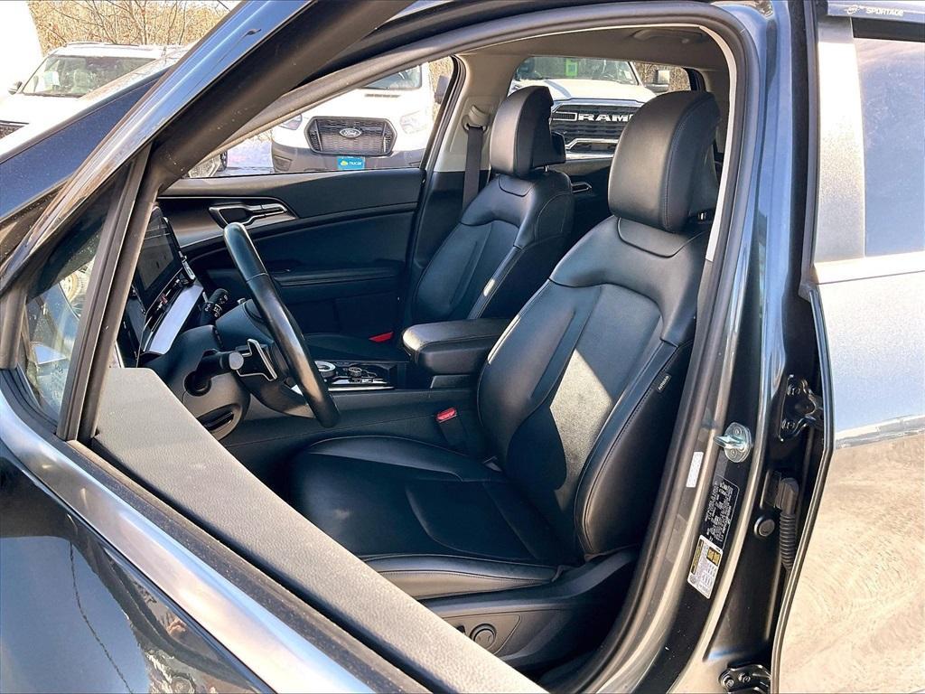 used 2023 Kia Sportage Hybrid car, priced at $22,423