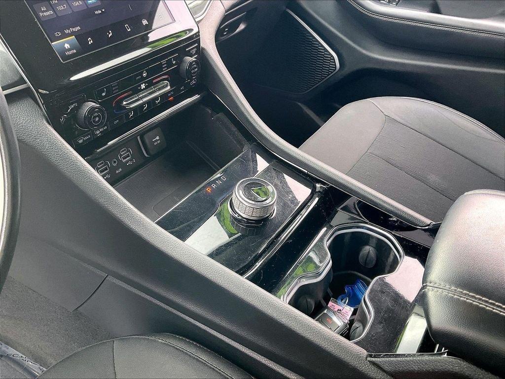 used 2022 Jeep Grand Cherokee car, priced at $25,383