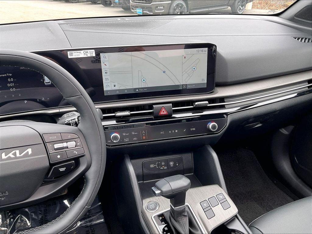 new 2026 Kia Sportage car, priced at $37,614