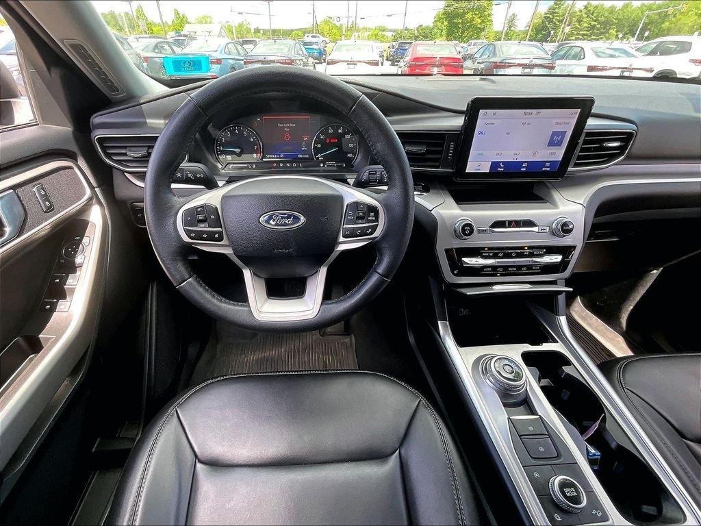 used 2024 Ford Explorer car, priced at $30,382