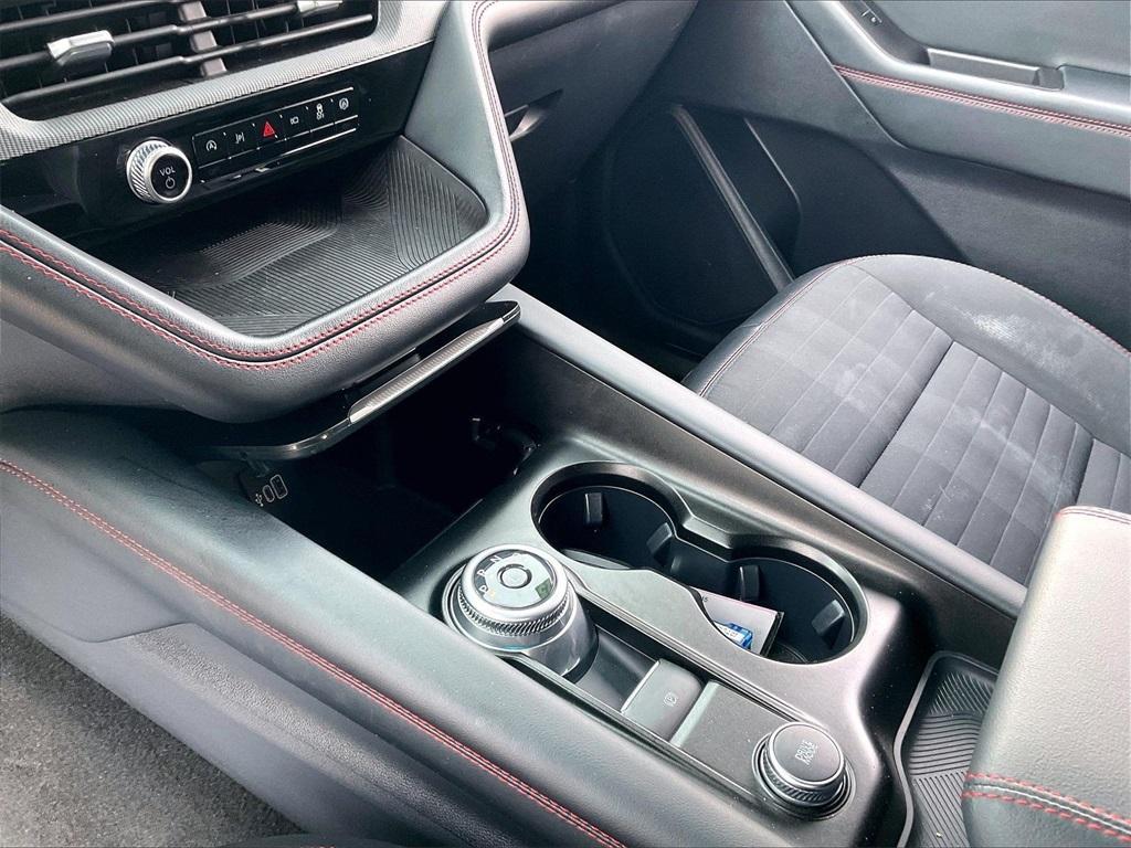 used 2025 Ford Explorer car, priced at $37,223