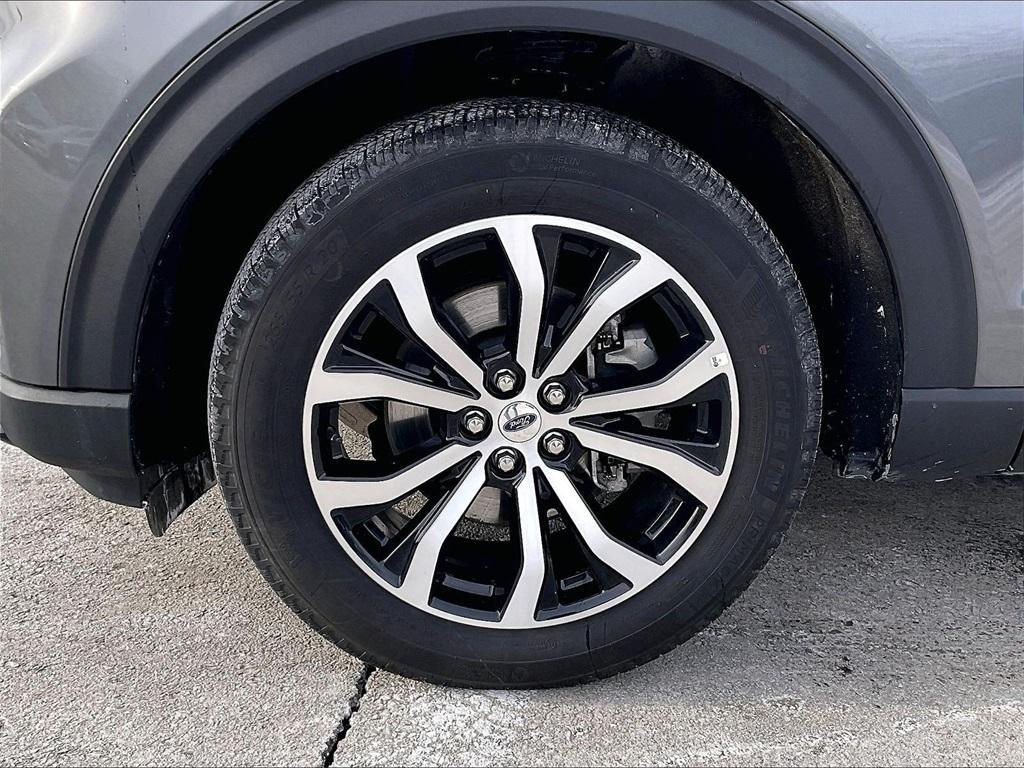 used 2025 Ford Explorer car, priced at $37,223