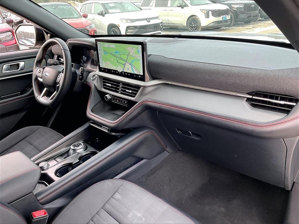 used 2025 Ford Explorer car, priced at $37,223