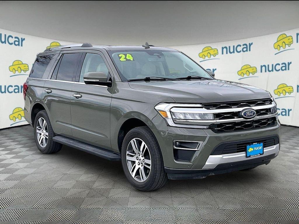 used 2024 Ford Expedition car, priced at $42,026