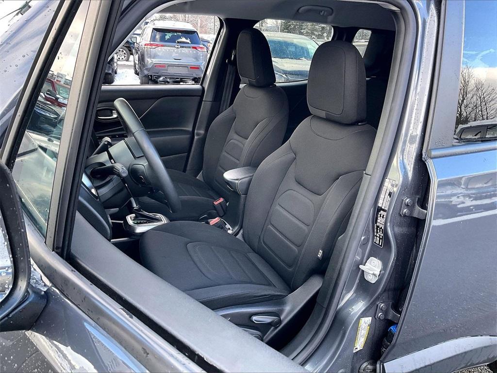 used 2022 Jeep Renegade car, priced at $17,623