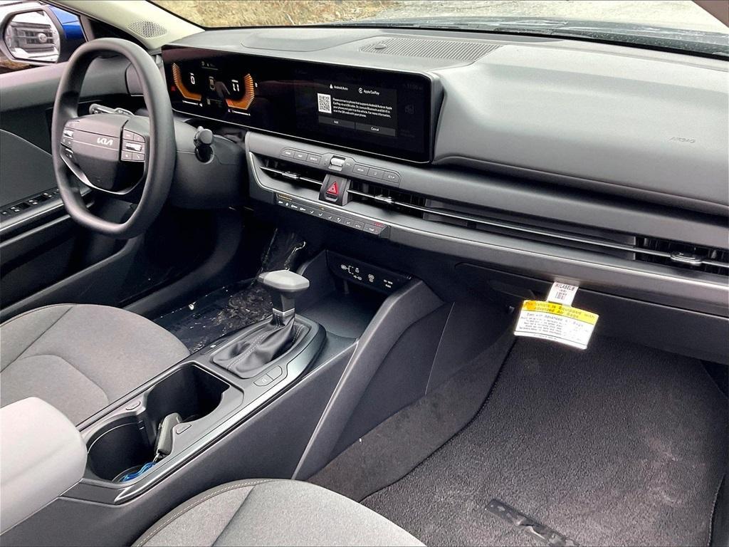 new 2025 Kia K4 car, priced at $21,156