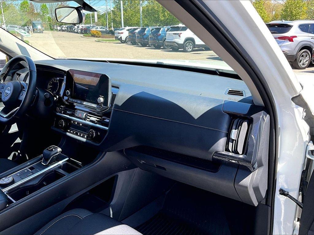 used 2023 Nissan Pathfinder car