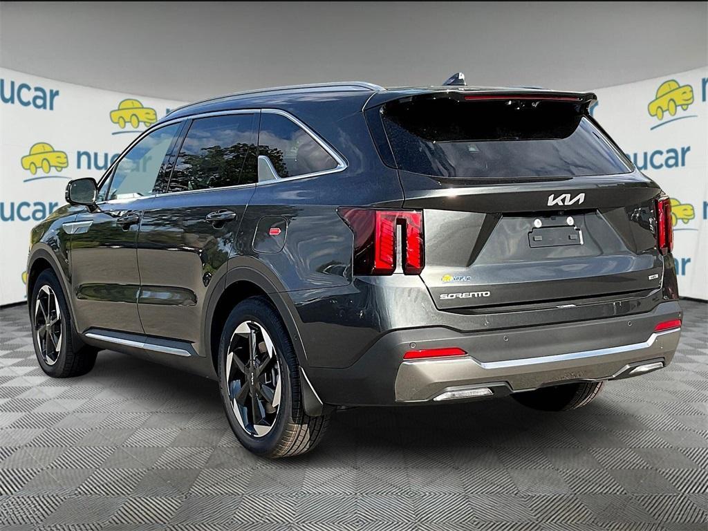 new 2025 Kia Sorento Hybrid car, priced at $42,357