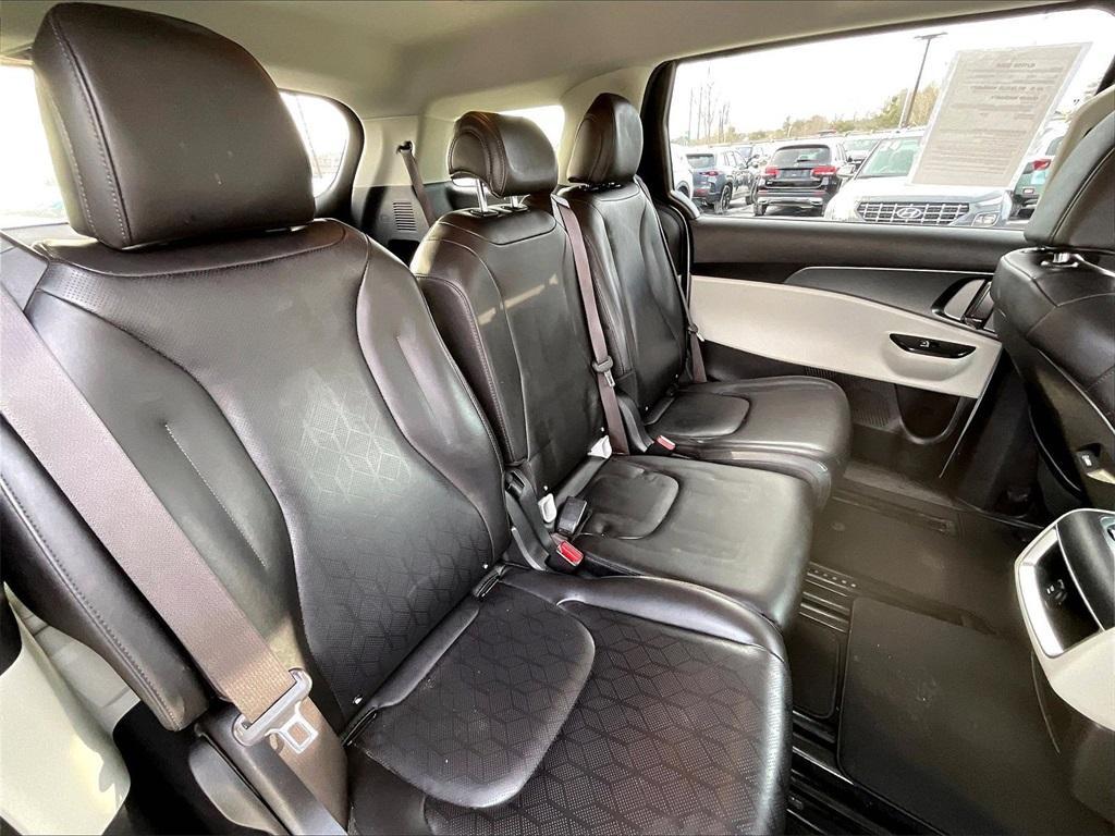 used 2022 Kia Carnival car, priced at $23,953