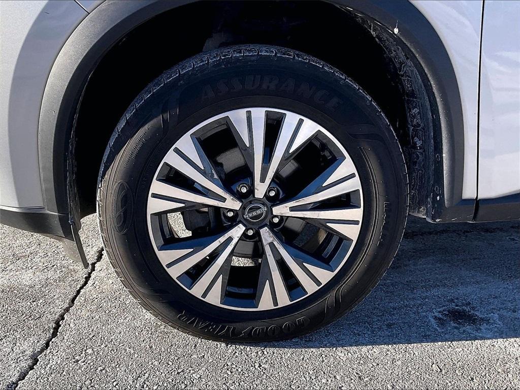 used 2023 Nissan Rogue car, priced at $17,987