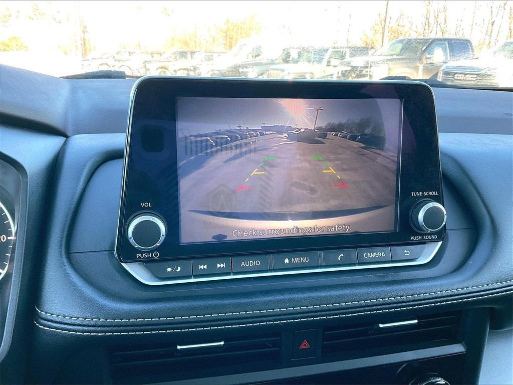 used 2023 Nissan Rogue car, priced at $17,987