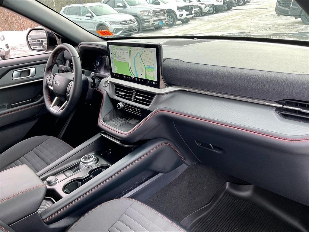 used 2025 Ford Explorer car, priced at $39,673