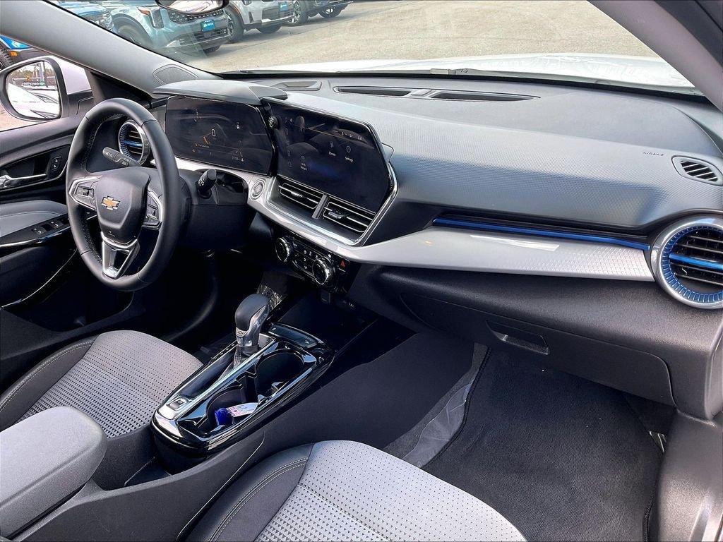 used 2025 Chevrolet Trax car, priced at $21,436