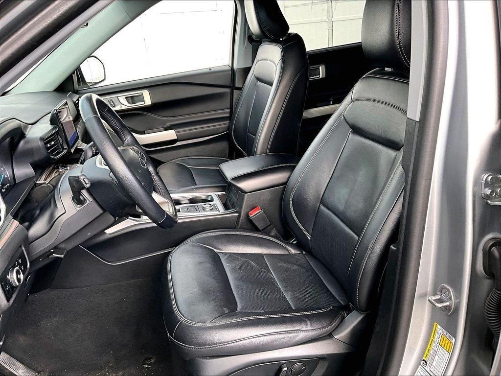 used 2023 Ford Explorer car