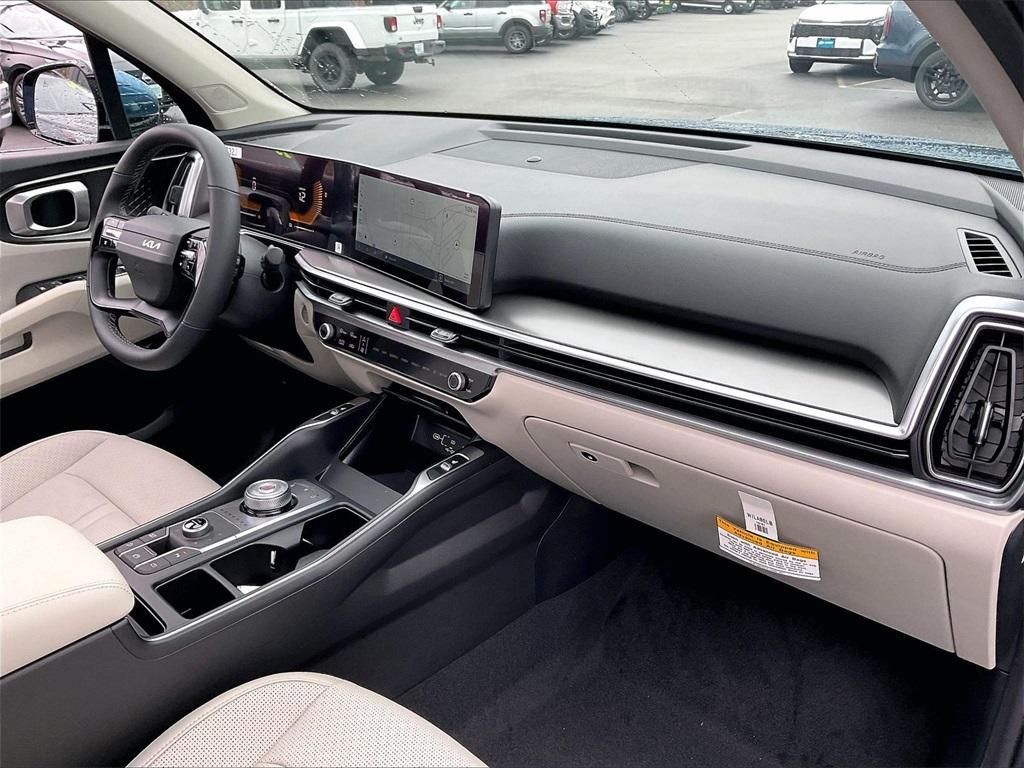 new 2026 Kia Sorento Hybrid car, priced at $40,285