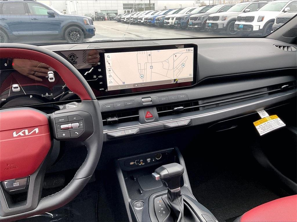 new 2025 Kia K4 car, priced at $25,071