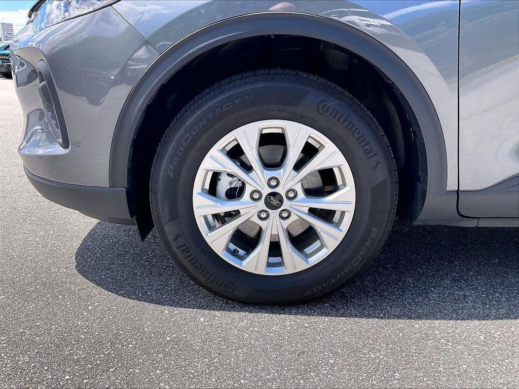 used 2025 Ford Escape car, priced at $27,028
