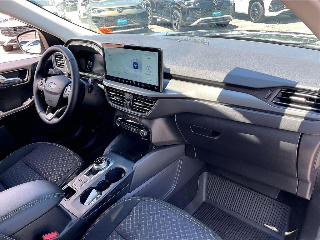 used 2025 Ford Escape car, priced at $27,028