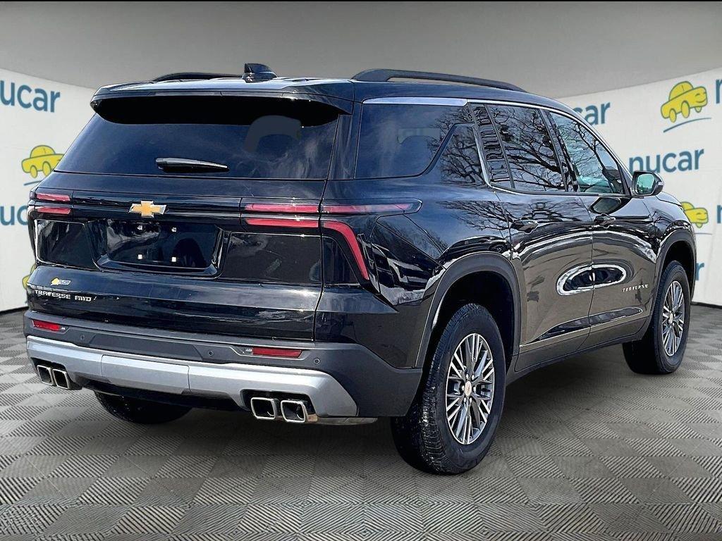 used 2025 Chevrolet Traverse car, priced at $35,684