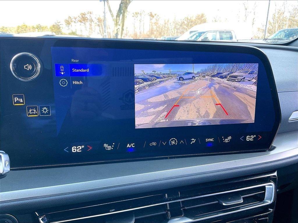 used 2025 Chevrolet Traverse car, priced at $35,684