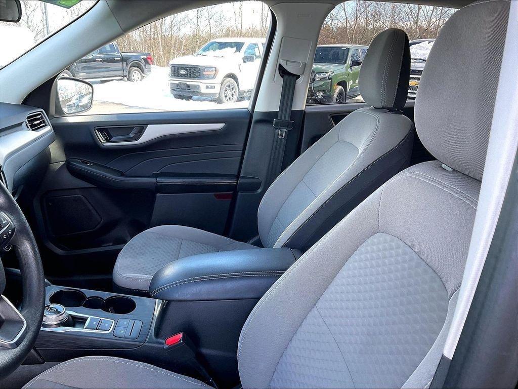 used 2022 Ford Escape car, priced at $19,417