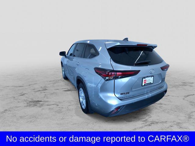 used 2024 Toyota Highlander car, priced at $29,995