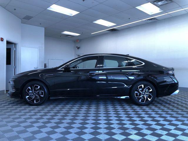 used 2025 Hyundai Sonata car, priced at $21,933