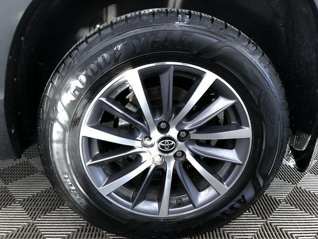 used 2019 Toyota Highlander car, priced at $21,995