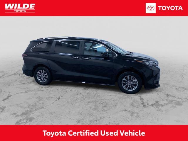 used 2025 Toyota Sienna car, priced at $39,988