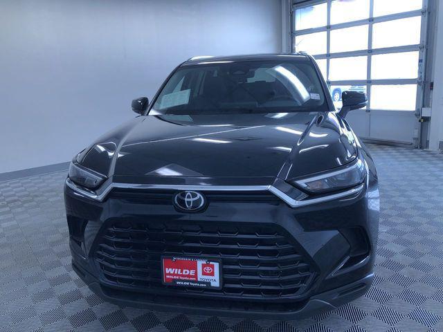 used 2025 Toyota Grand Highlander car, priced at $42,994