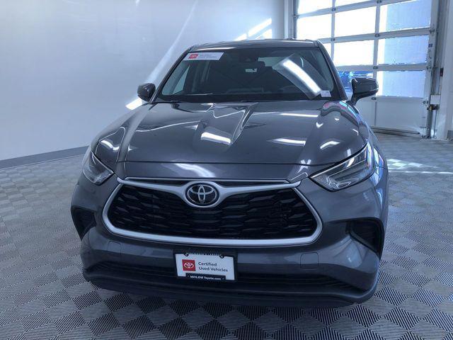used 2023 Toyota Highlander car, priced at $34,995