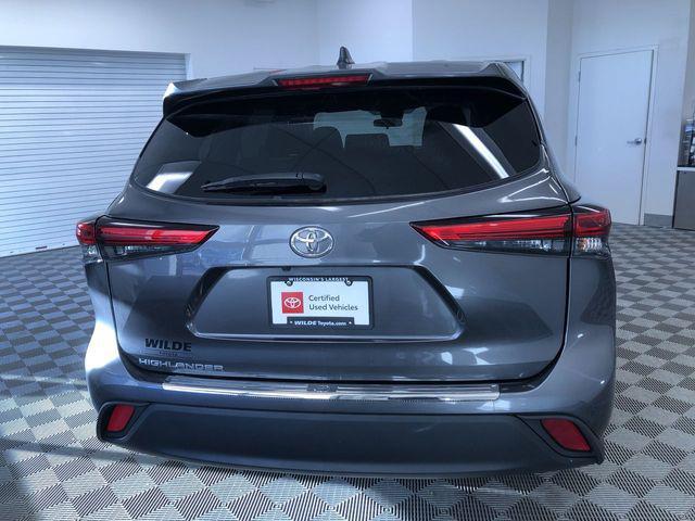 used 2023 Toyota Highlander car, priced at $34,995