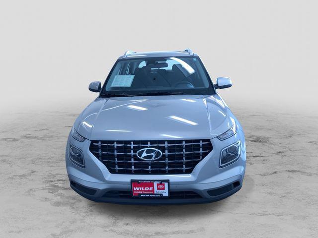 used 2025 Hyundai Venue car, priced at $17,966