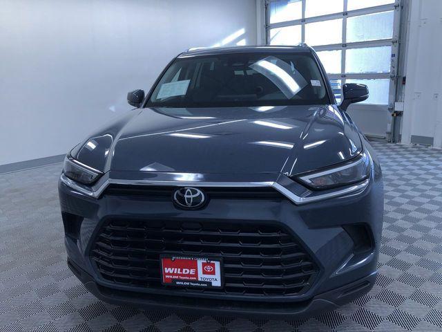 used 2025 Toyota Grand Highlander car, priced at $42,995